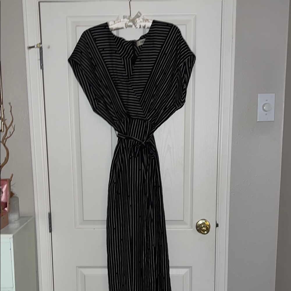 Diane Von Furstenberg Silk Black and white Striped Dress